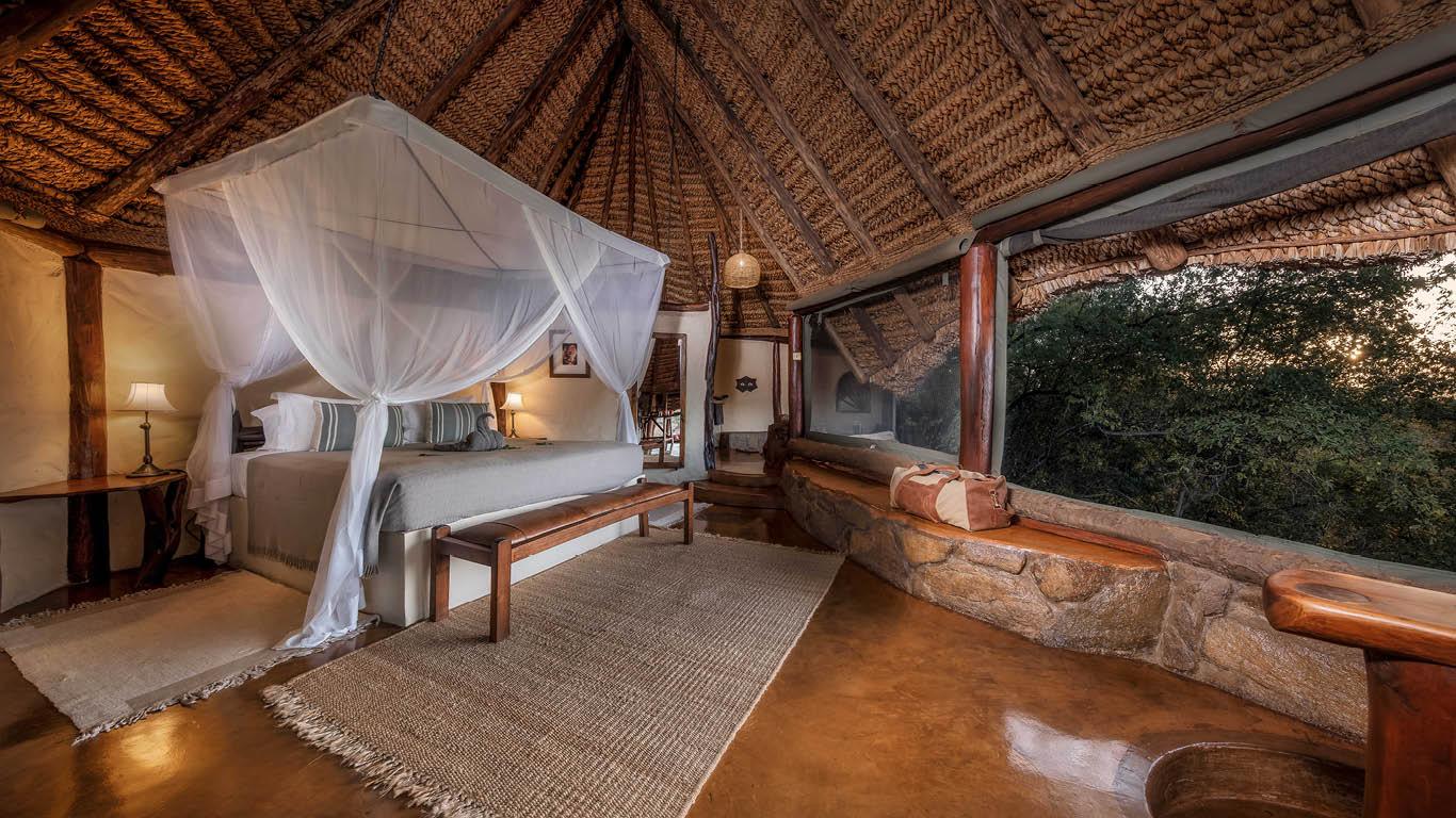 Elsas-Kopje-Bedroom-Interior.jpg 