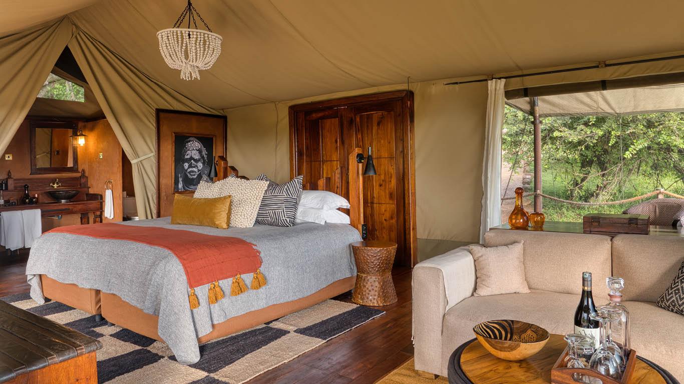 Serengeti-Migration-Camp-Room-Interior